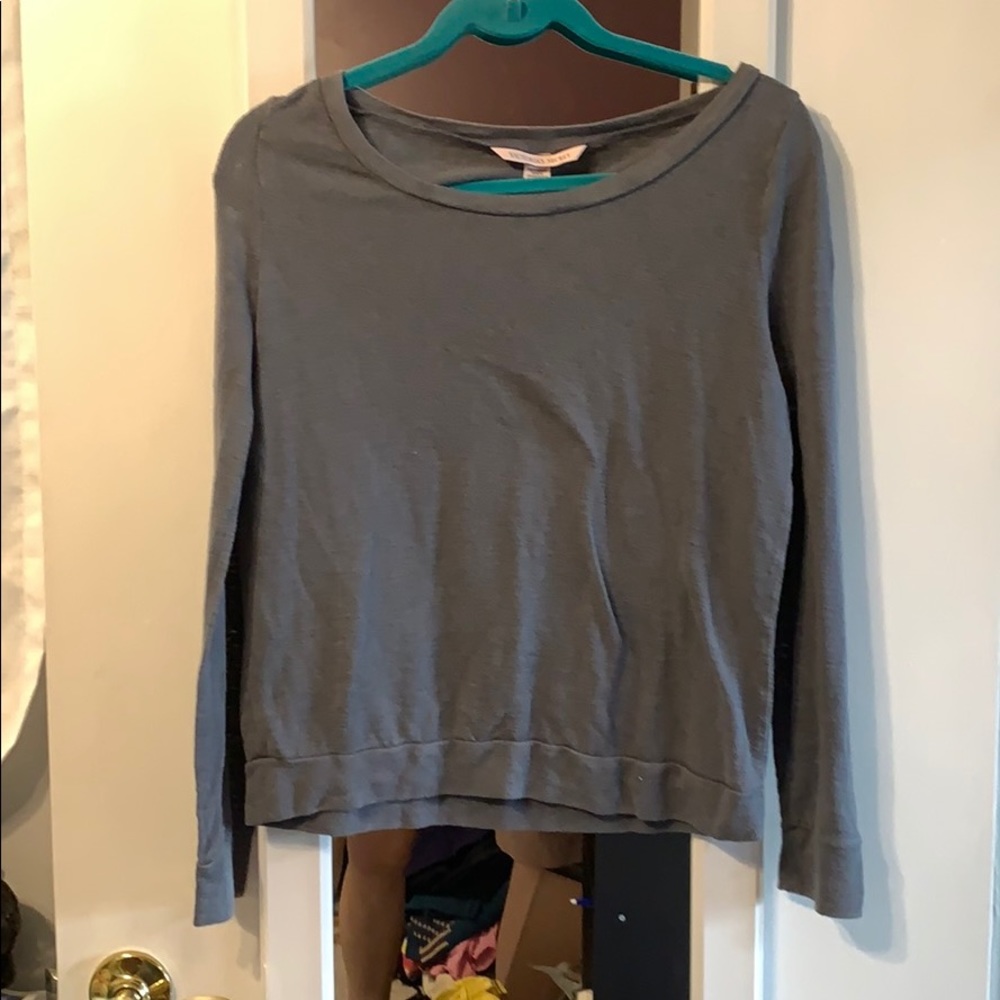 Victoria’s Secret Gray Thin Knit Sweater Shirt